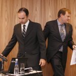 МВФ Пресконференция "25 години преход - пост комунистическа Еропа и МВФ" Гилермо Толоса - постоянен представител на МВФ за Б - и Румъния Джеймс Роуф - постоянен представител на МВФ за Централна и Източна Европа