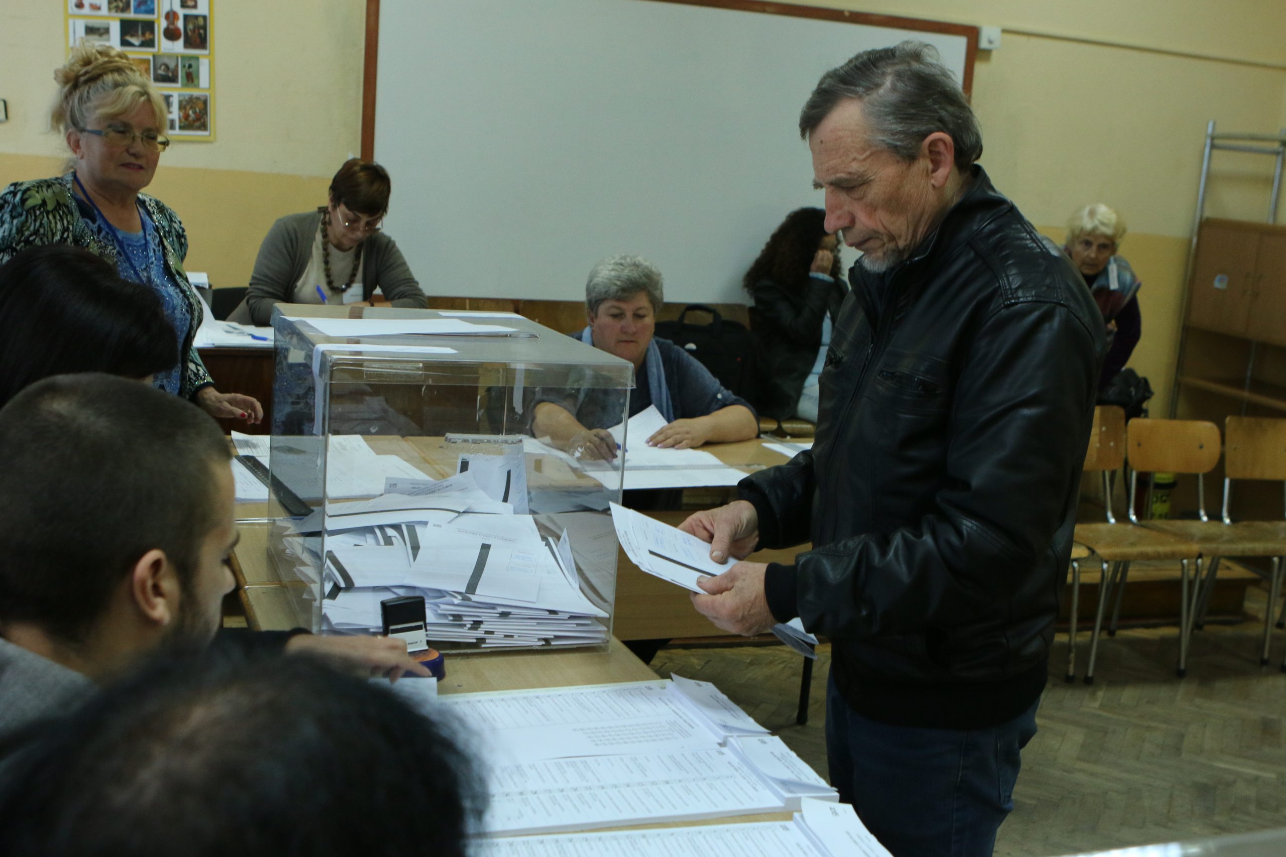 избори