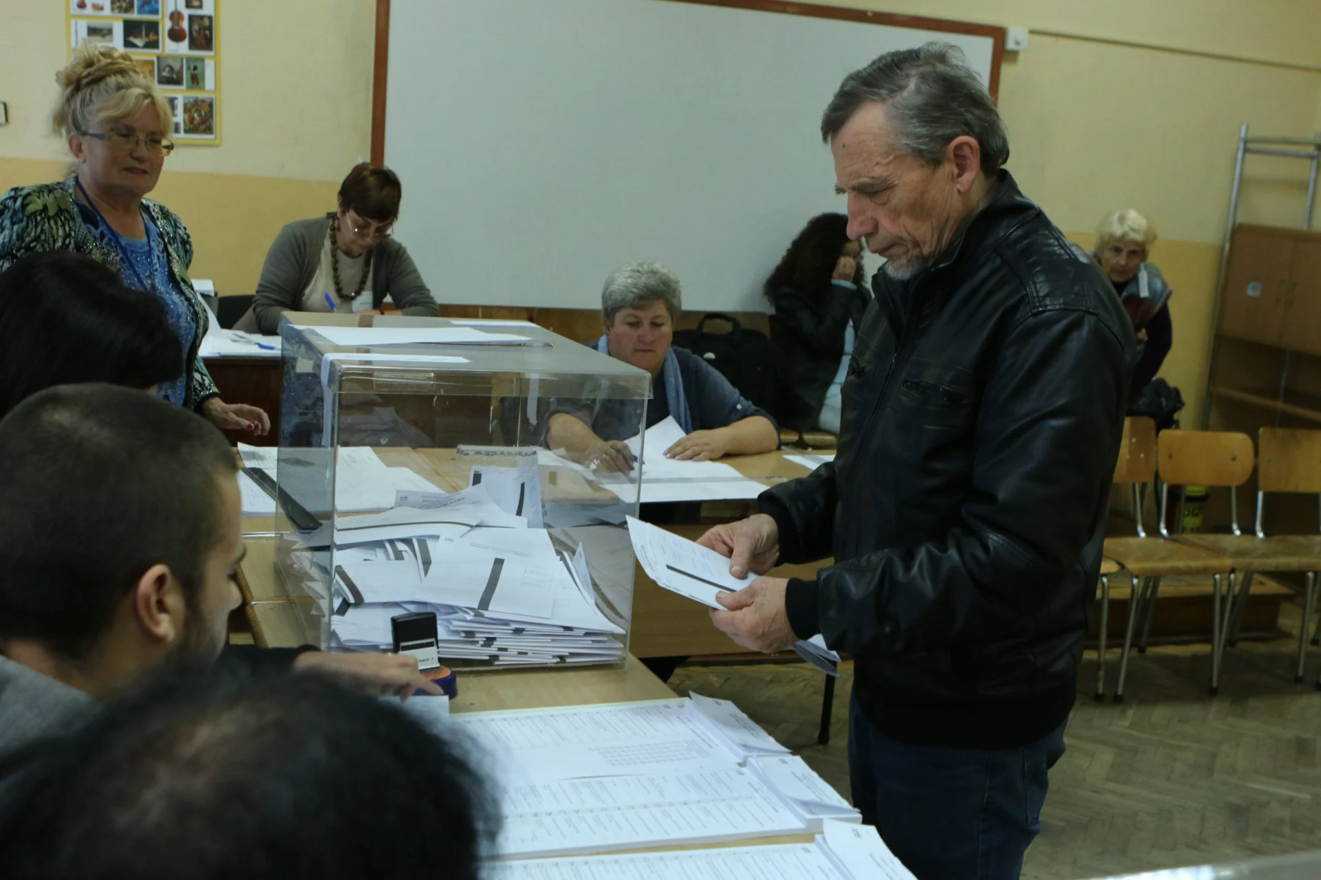 избори