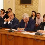 Парламент среща Продължаваме промяната и БСП Корнелия Нинова