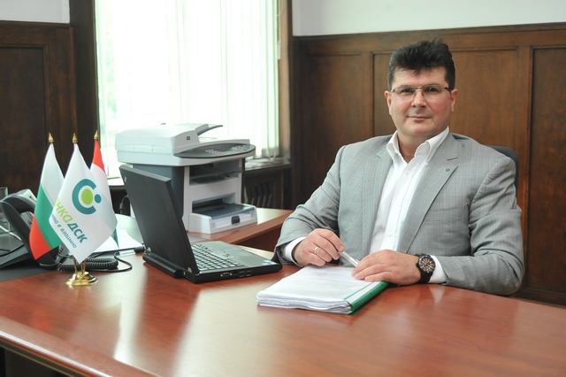 Николай Марев
