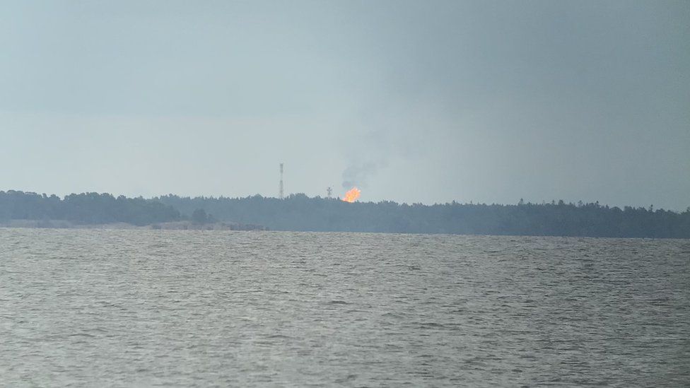 горящ подпален руски газ русия