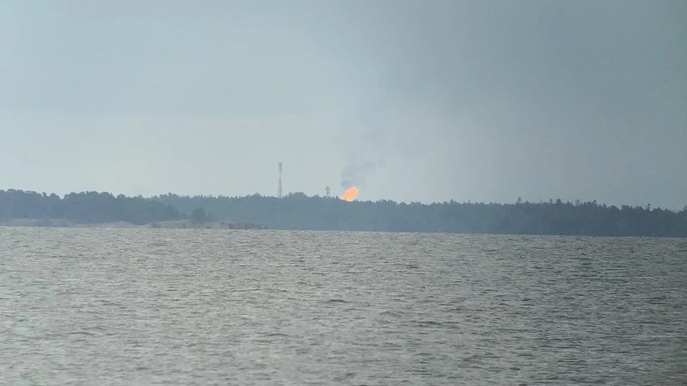 горящ подпален руски газ русия