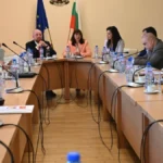 Министър Наталия Ефремова обсъди развитието на пазара на труда със социалните партньори