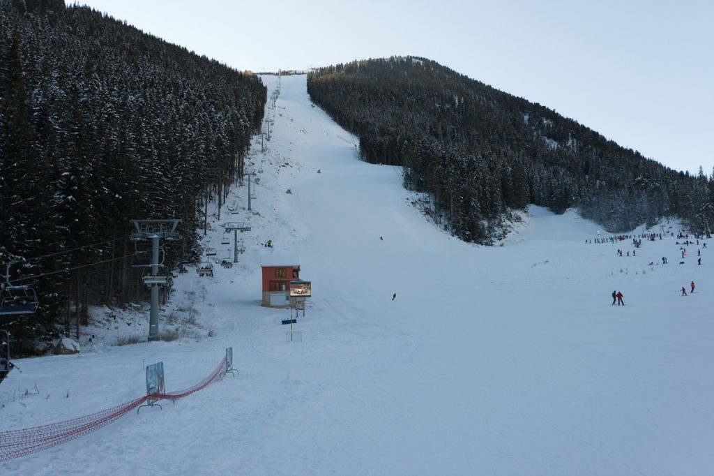 Ски писта курортсняг