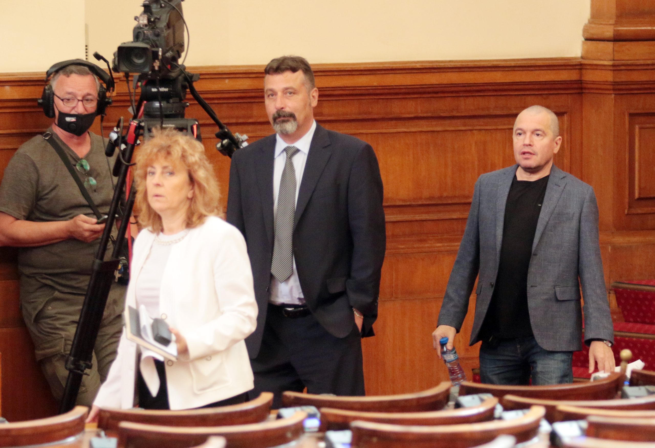 Парламент ИТН Виктория Василева Филип Станев Тошко Йорданов