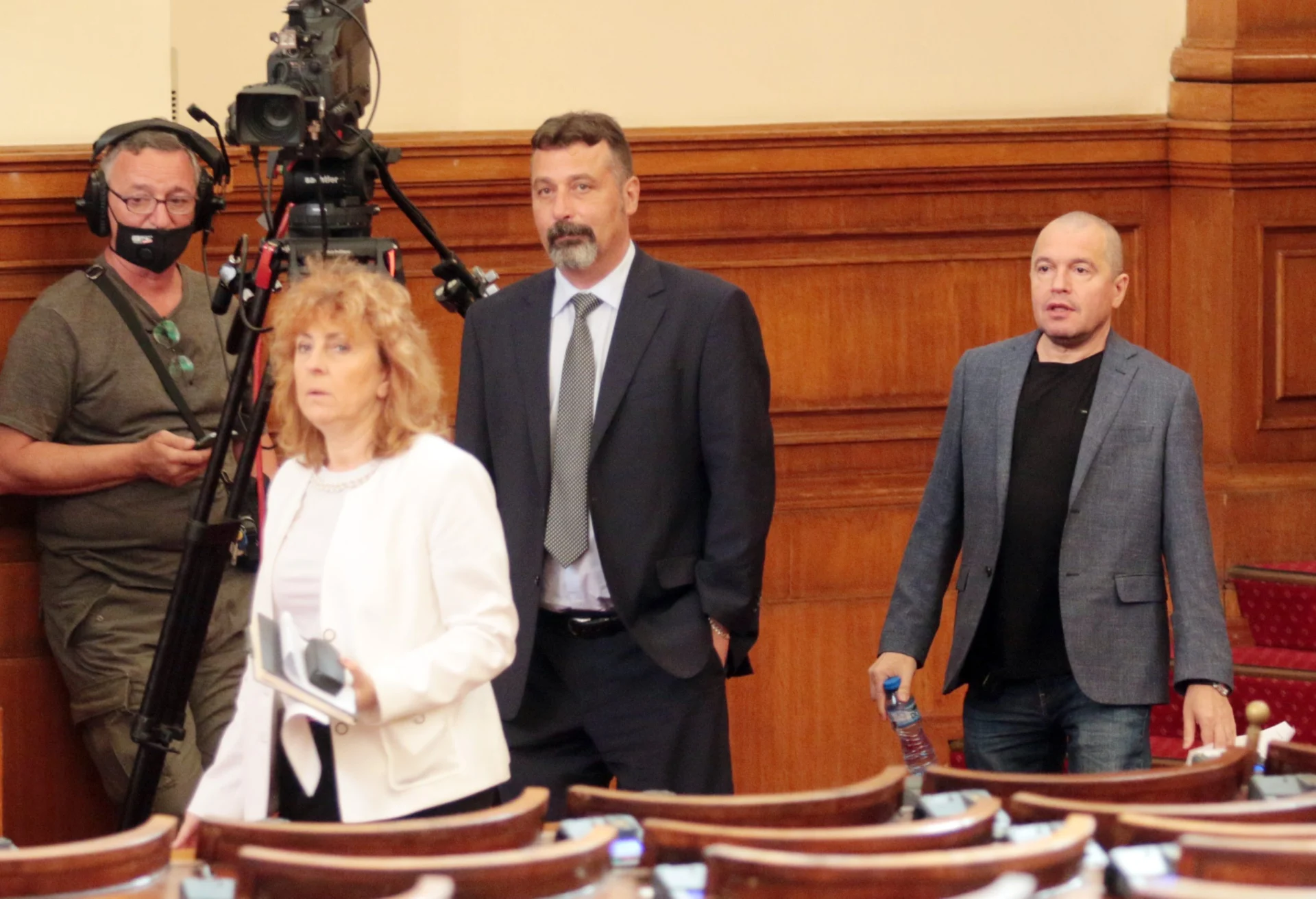 Парламент ИТН Виктория Василева Филип Станев Тошко Йорданов