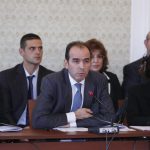Управителят на БНБ Иван Искров (в средата) и членовете на УС на БНБ Боряна Пенчева (вляво) и Нели Кордовска (вдясно)