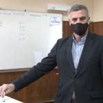 Стефан Янев гласува