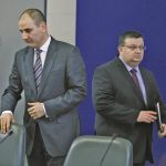 Цацаров и Цветанов вече са различни страни на барикадата.