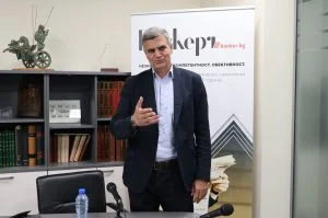 Стефан Янев