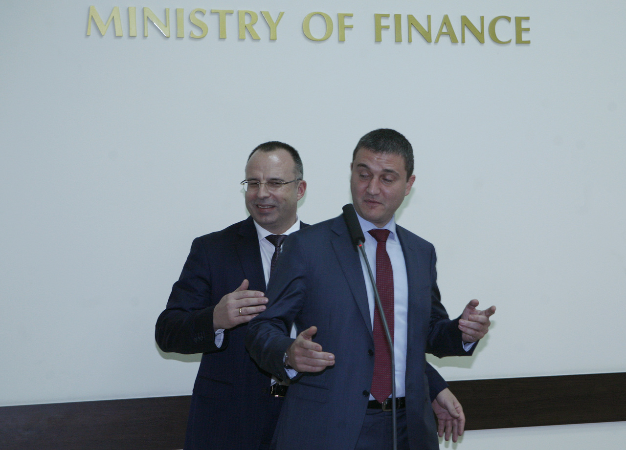 Министерство на финансите - смяна на министриРумен Порожанов Владислав Горанов