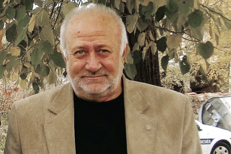 Юлиян Гошев