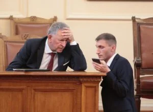 Стойчо Кацаров, Парламент бюджет НЗОК Стойчо Кацаров министър на здравеопазването