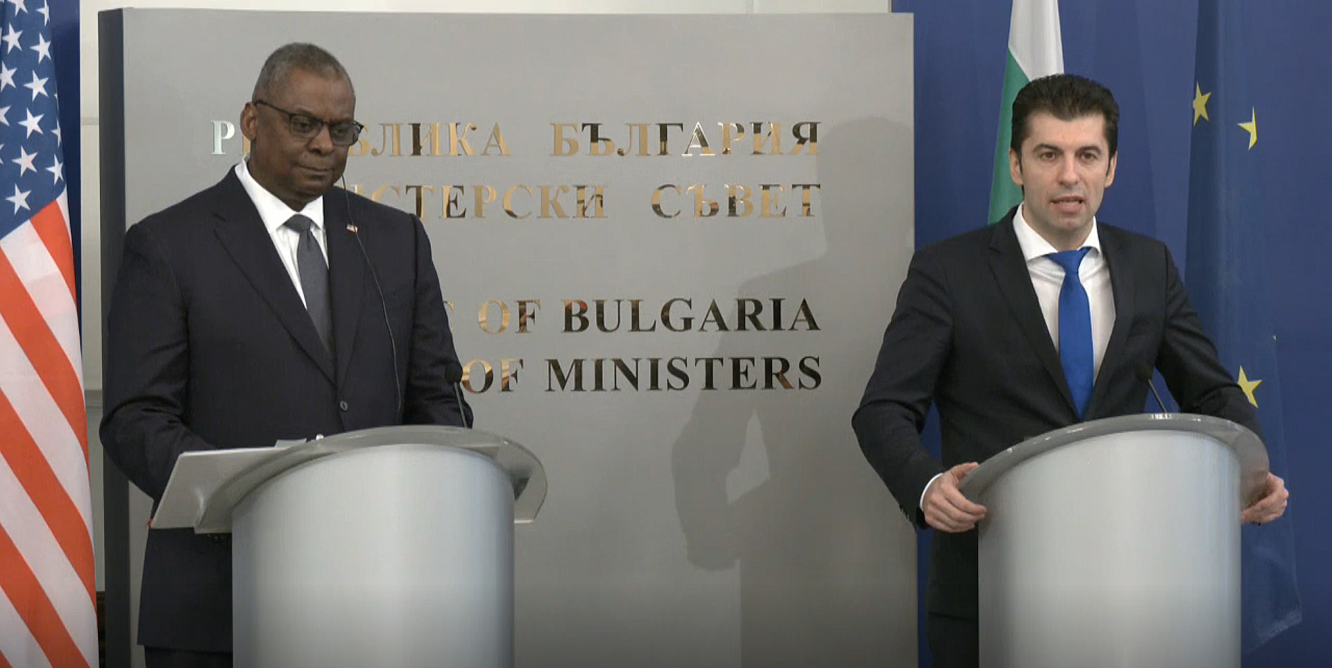 Министерски съвет Лойд Остин Кирил Петков