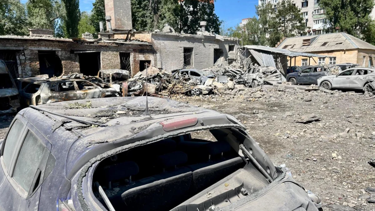 Загиналите при масираната руска въздушна атака срещу Киев са вече 16 души