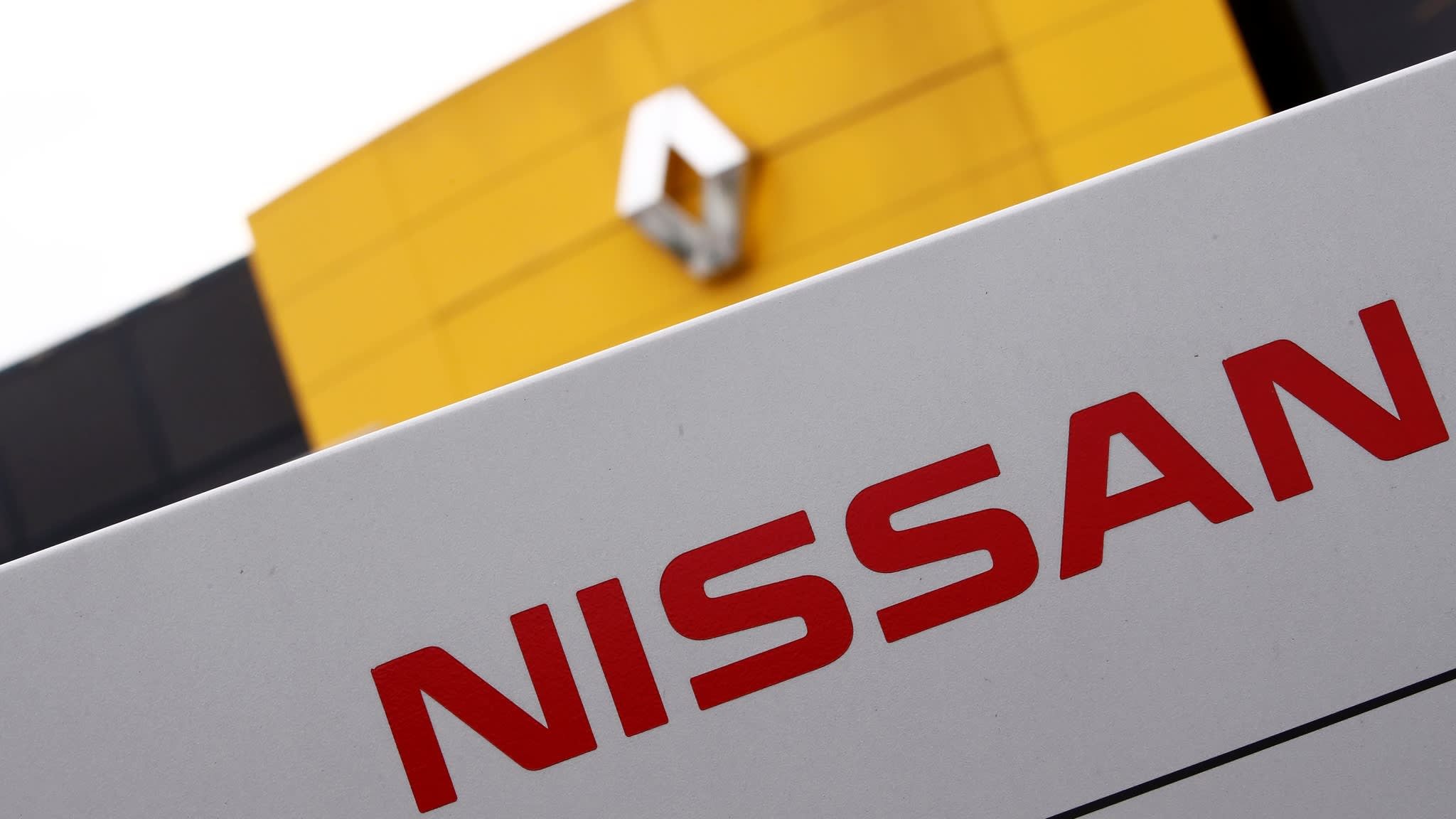 Nissan Renault