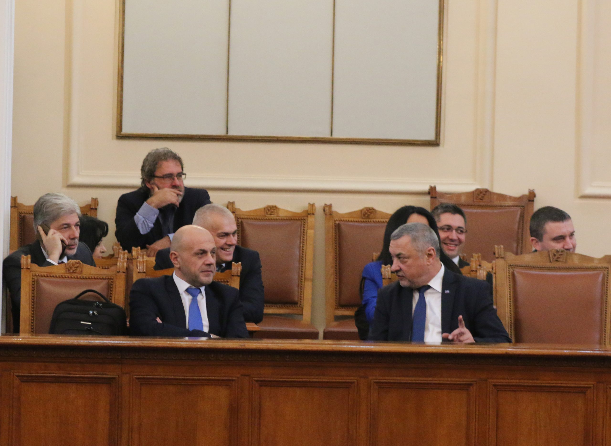 Парламент