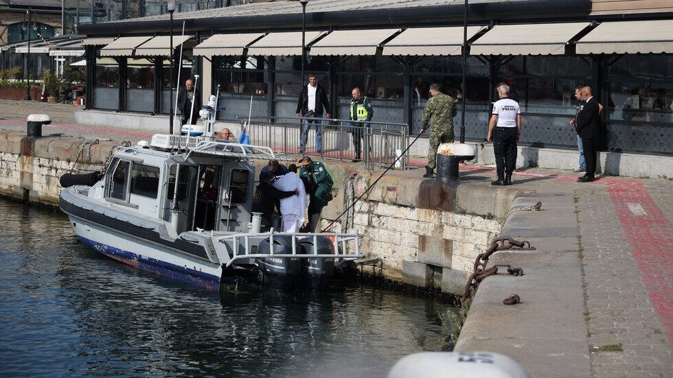 Басейнова дирекция - Варна проверява морската вода след атаката срещу корабите в Черно море