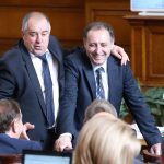 Парламент Петър Петров