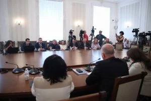 Разговори между ИТН и ГЕРБ-СДС за реализация на правителство с третия мандат