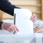 Към 9:00 часа избирателната активност е 4.6 процента