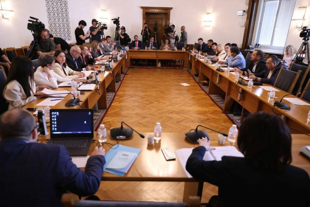 Правната комисия одобри на първо четене въвеждането на тестове за почтеност за длъжности с висок корупционен риск