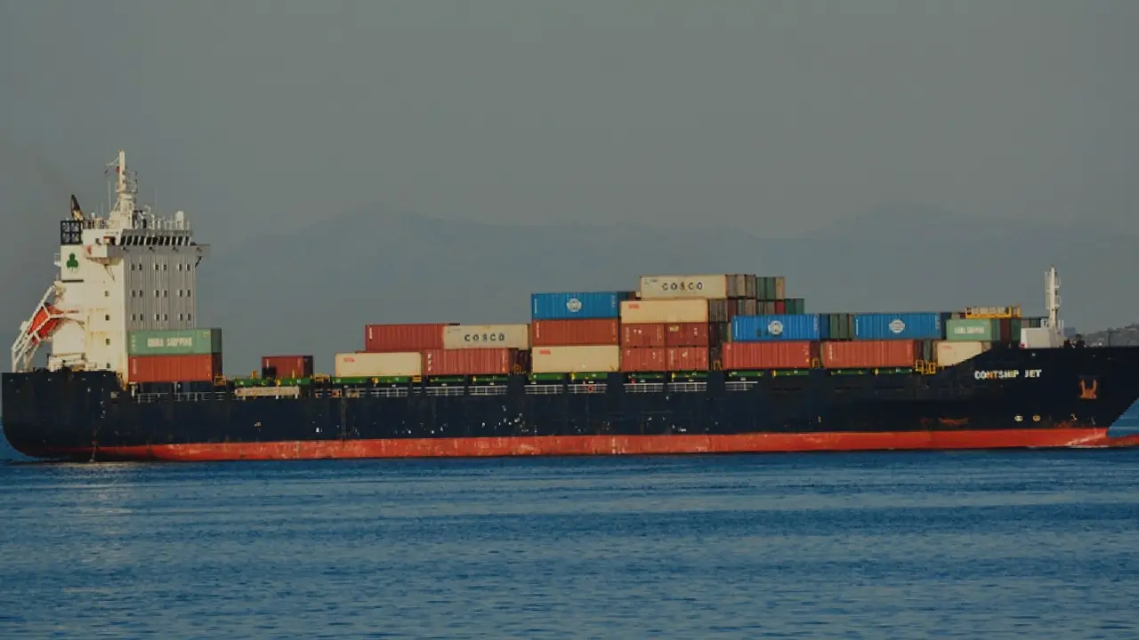 Военно-окръжна прокуратура-София ще разследва нападението над кораба "CONTSHIP JET"
