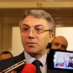 Парламент Мустафа карадайъ