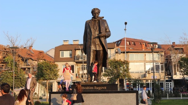 косово