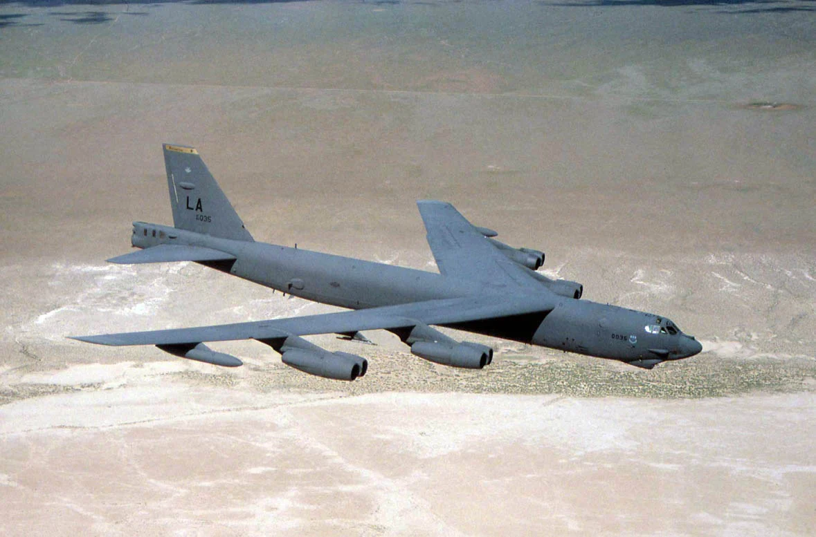 b52
