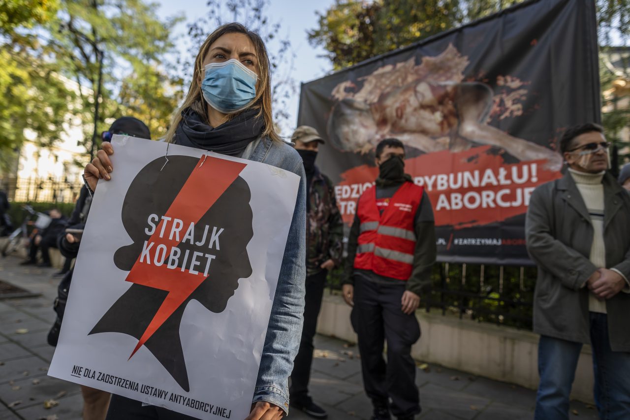 полша протест аборти