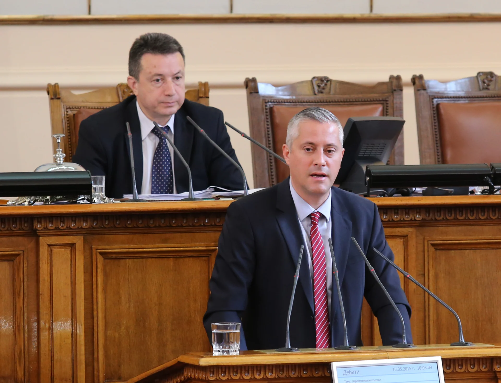 Парламент Божидар Лукарски мин. на енергетиката