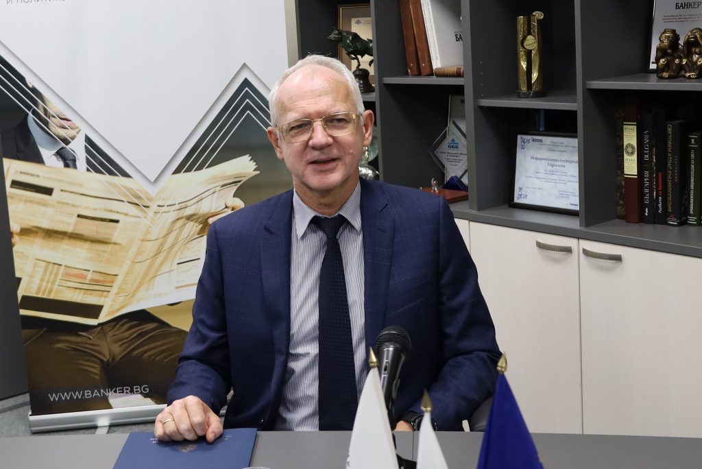 Васил Велев