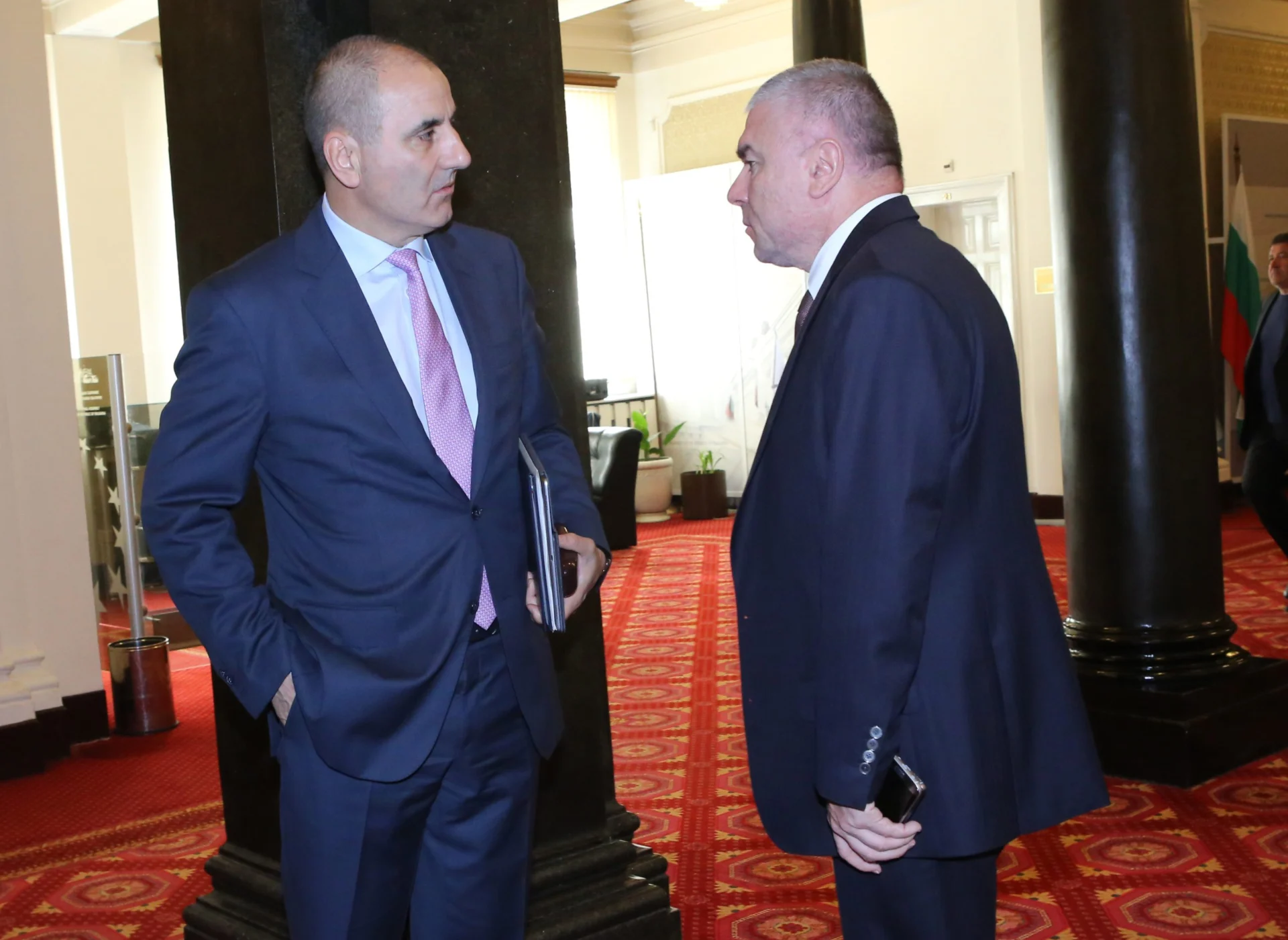 Парламент Цветан Цветанов