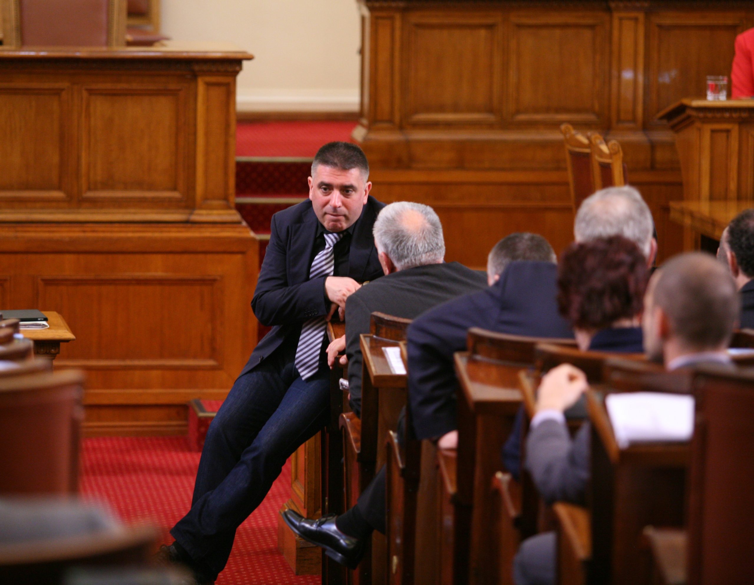 Парламент актуализиране на бюджета