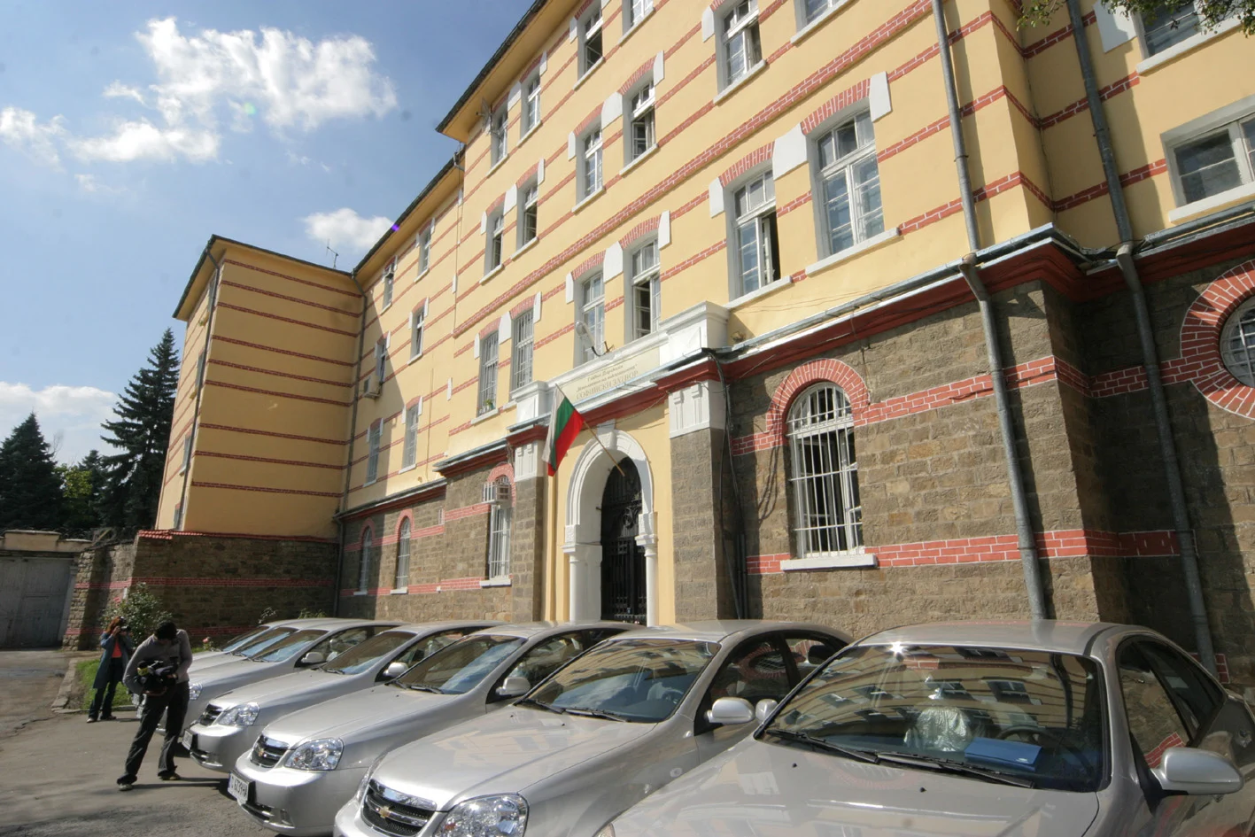 Софийски затворДарение на нови автомобили