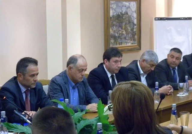 МВР земеделци