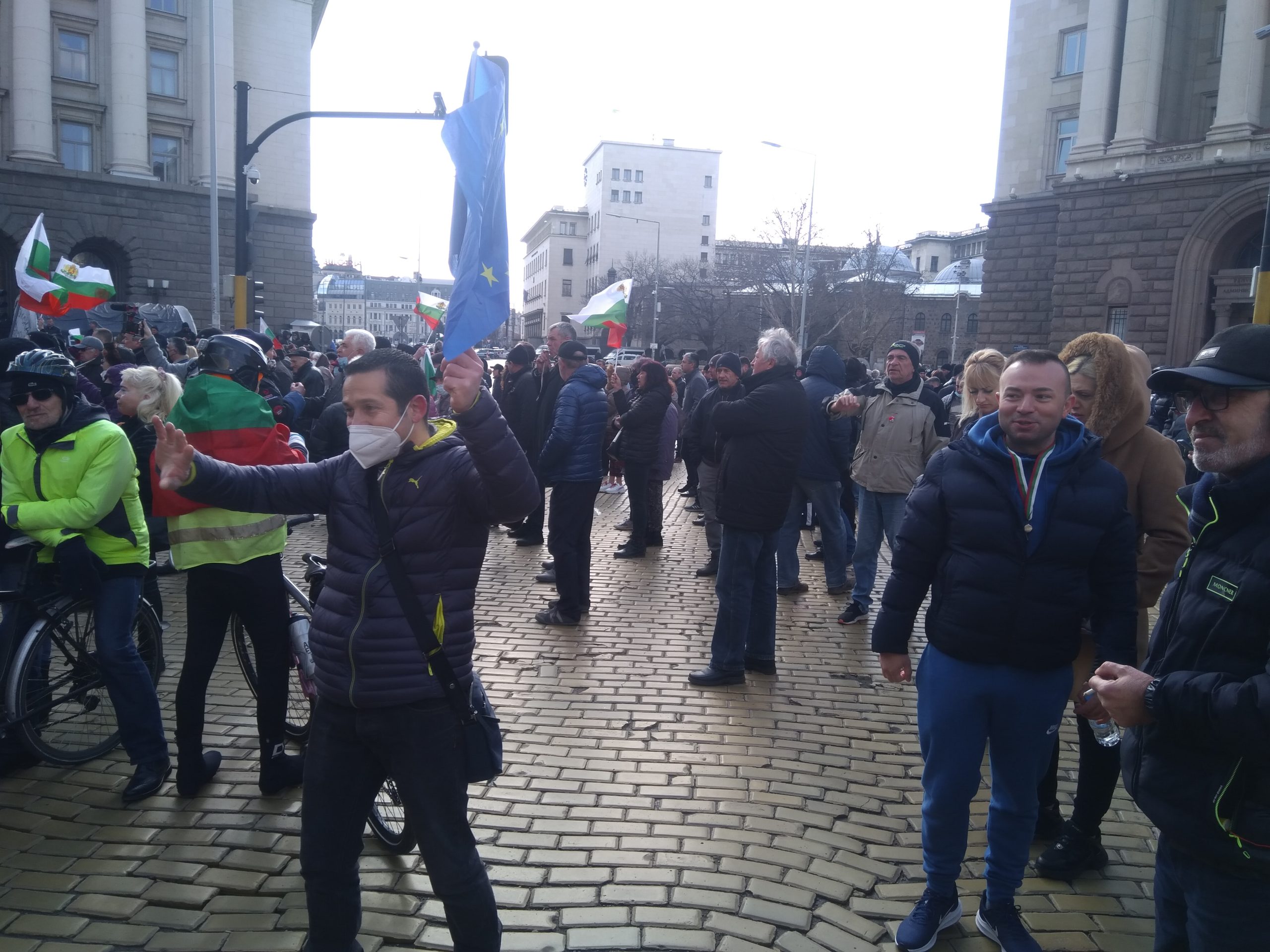 Протест пред НС в подкрепа на Бойко Борисов