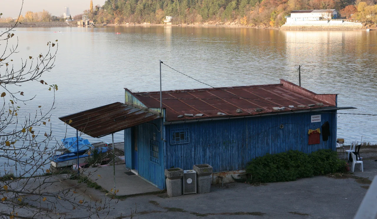 Гребна база Панчарево