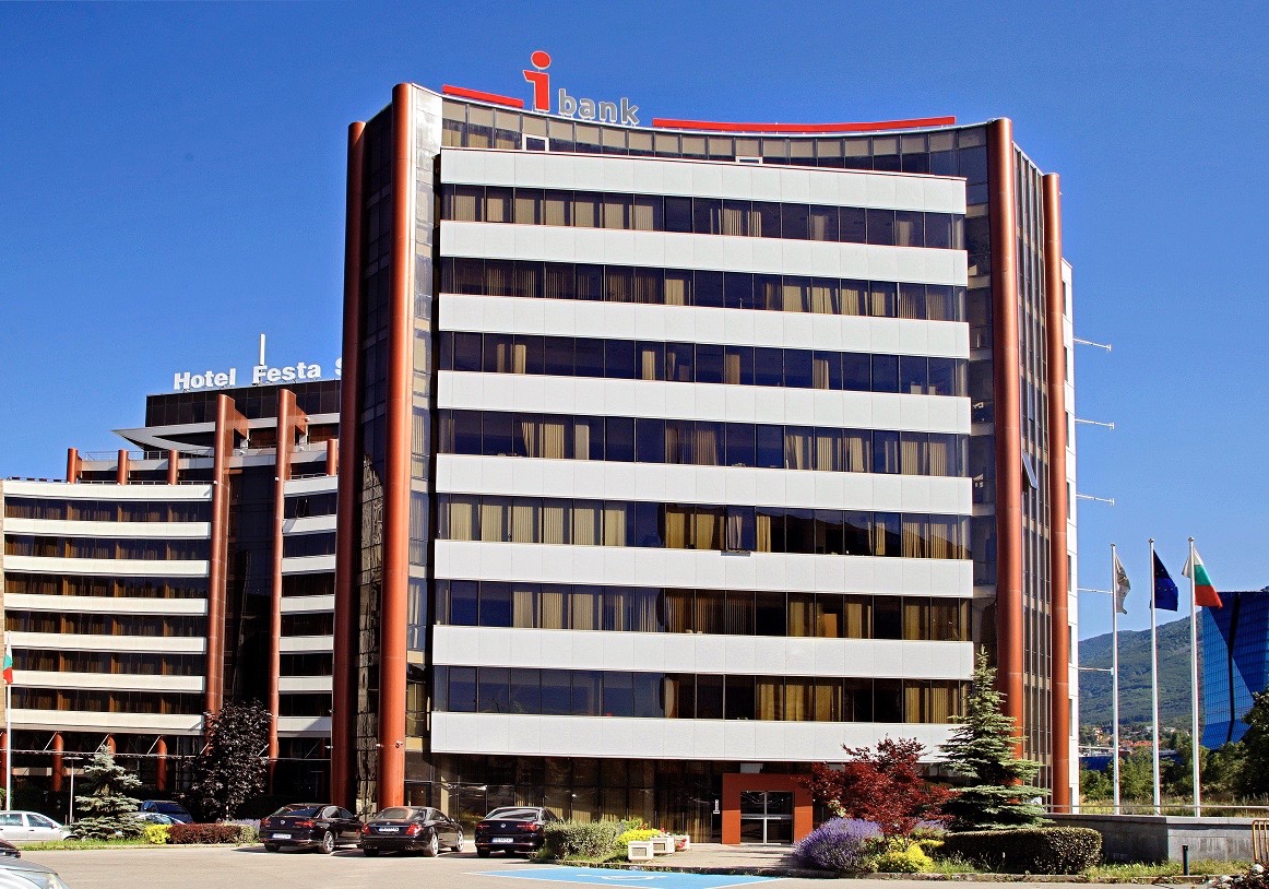 Ibank 19.08 Инвестбанк сграда
