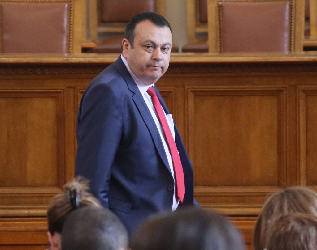 Парламент Хамид Хамид