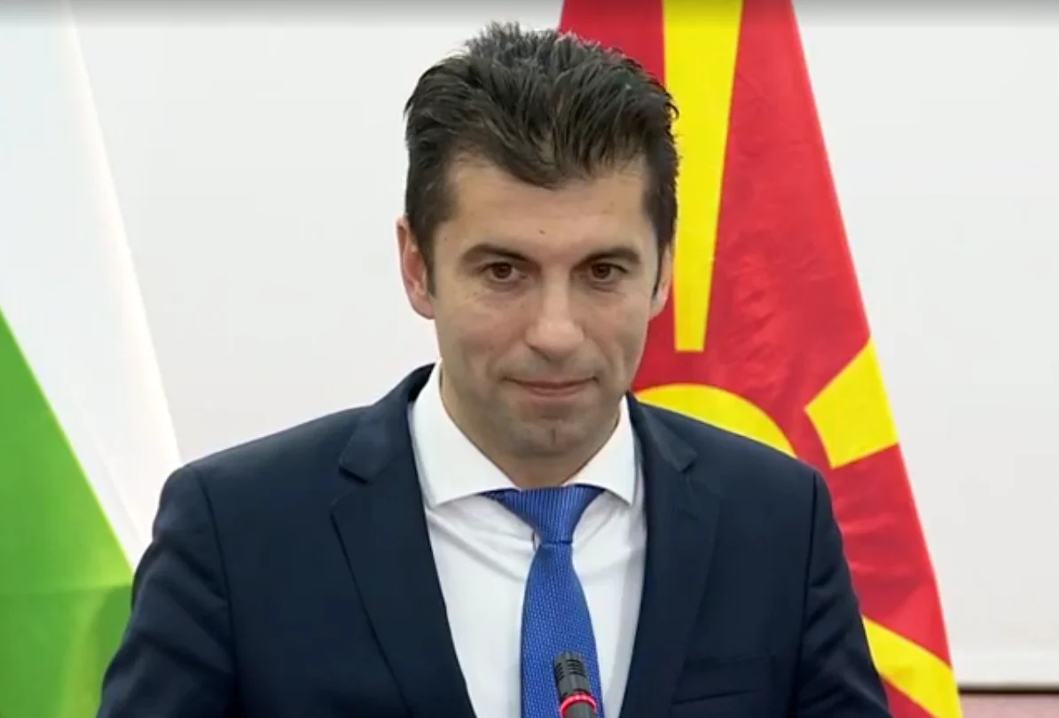 Кирил Петков