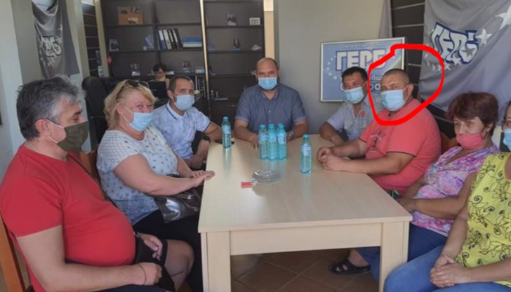 фалшив работник - сако Тиква