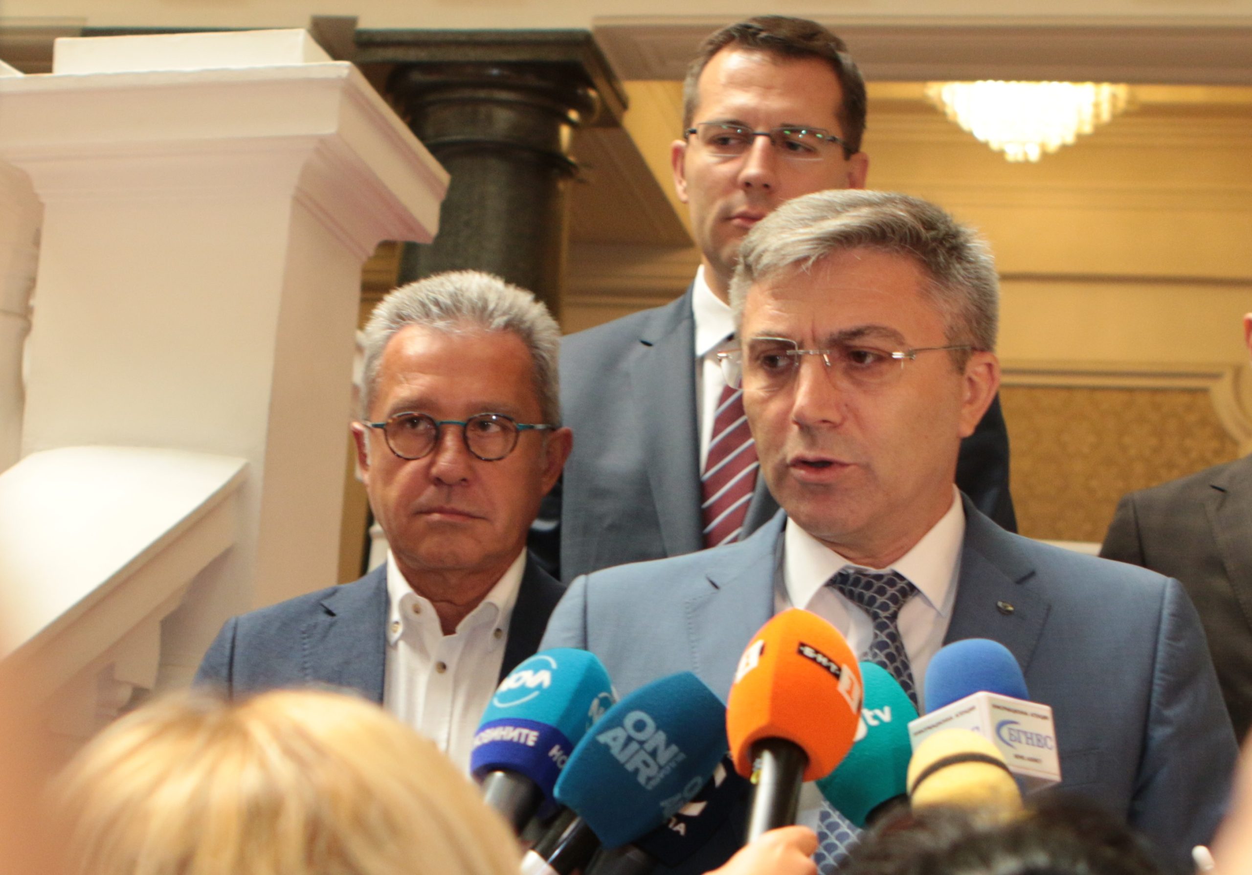 Парламент консултации ИТН ДПС Тошко Йорданов Мустафа Карадайъ