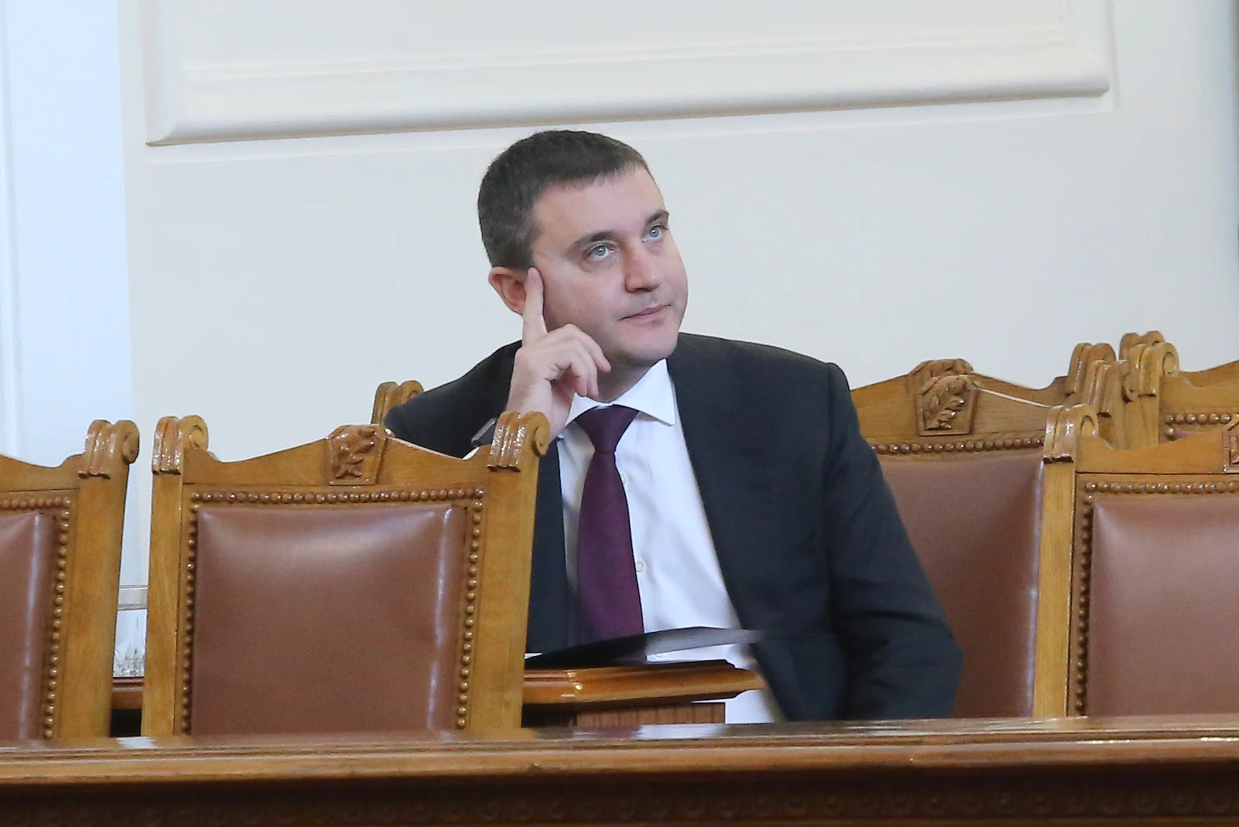 Парламент Владислав Горанов