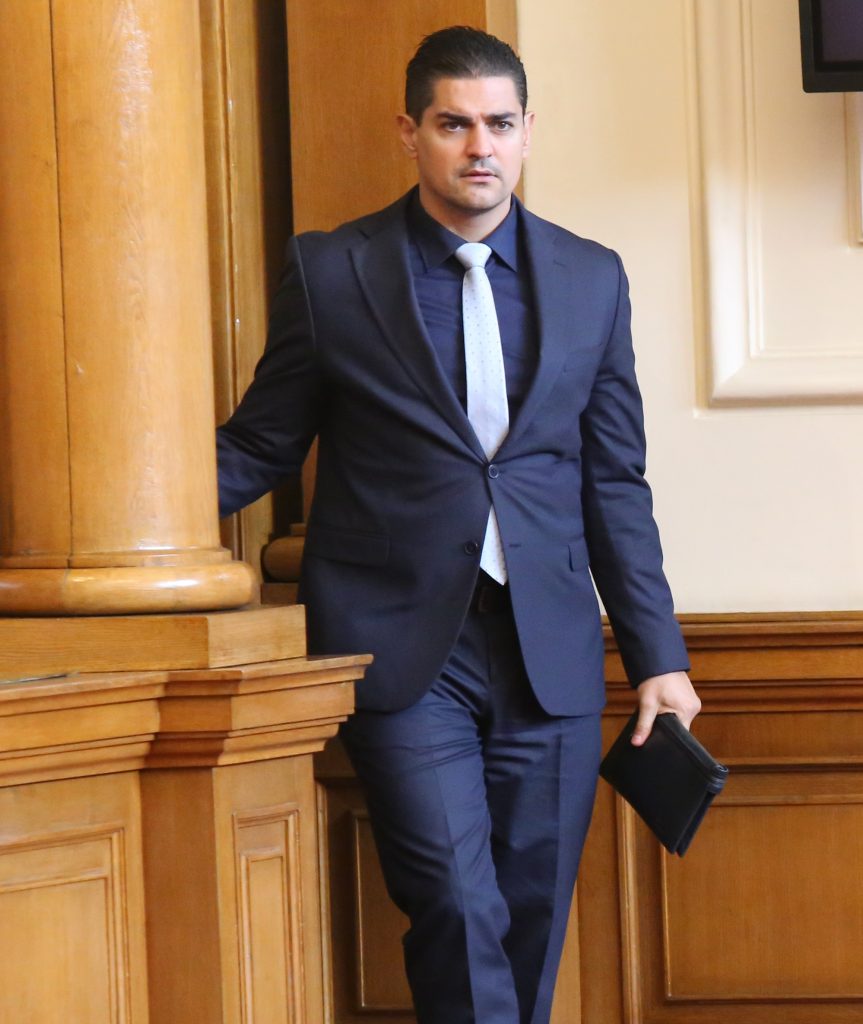 Внесоха искане за имунитета на Радостин Василев от ПП 4 Парламент Радостин Василев ИТН