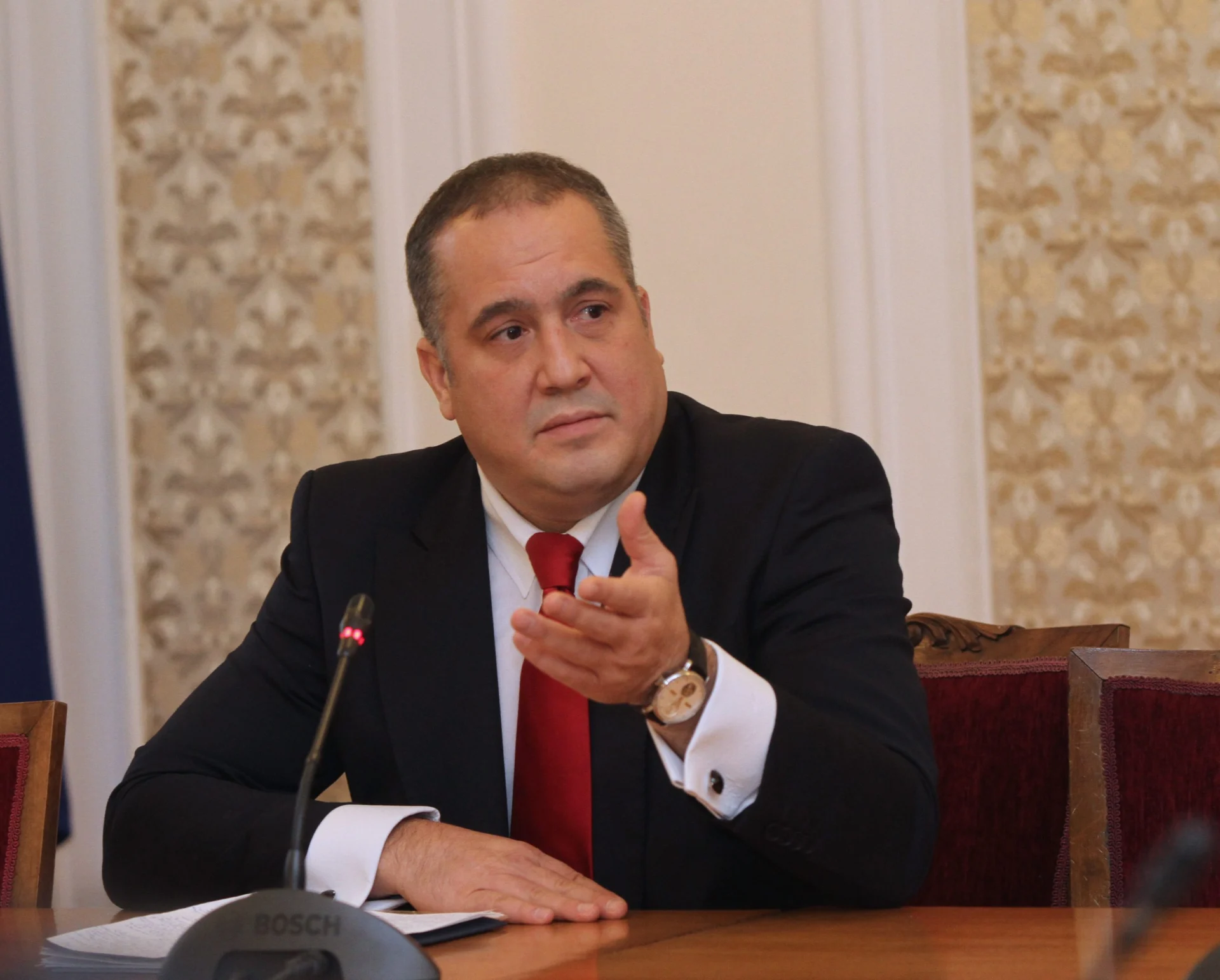 Парламент Пресконференция на Слави Бинев
