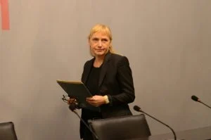 Елена Йончева