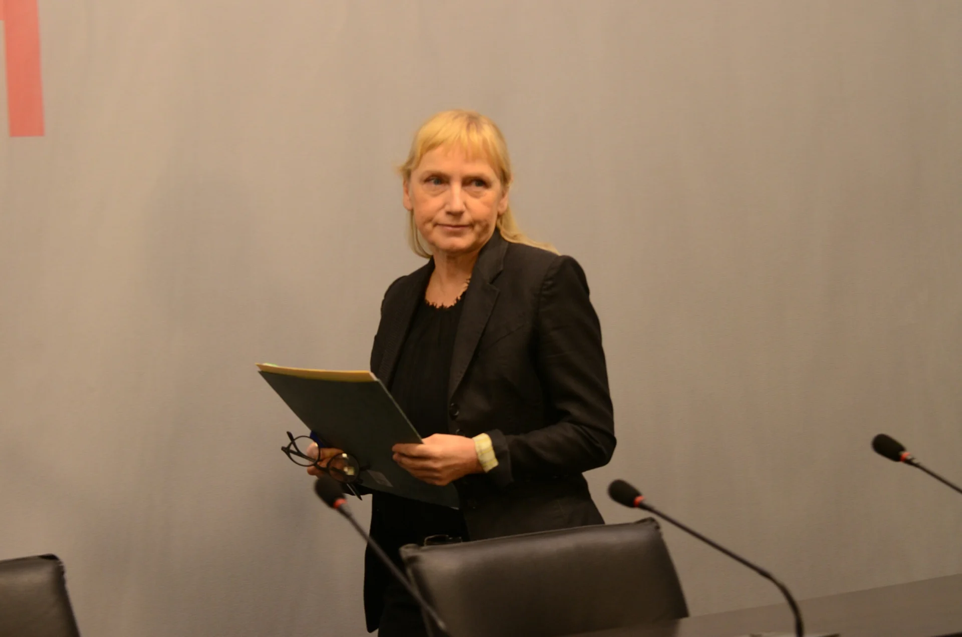 Елена Йончева